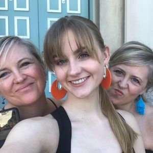 Meet your Posher, Kayla